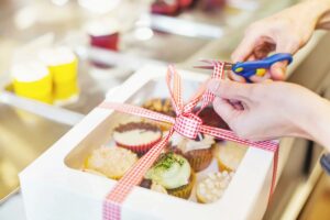 perishable foods require ice or dry ice to be shipped